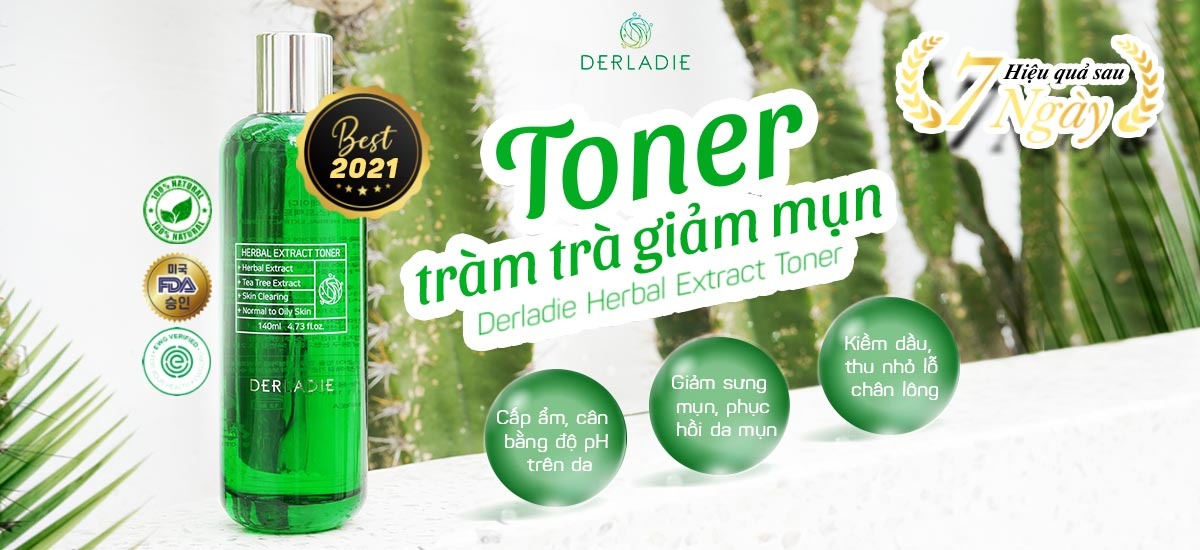 Toner Derladie Herbal Extract Toner