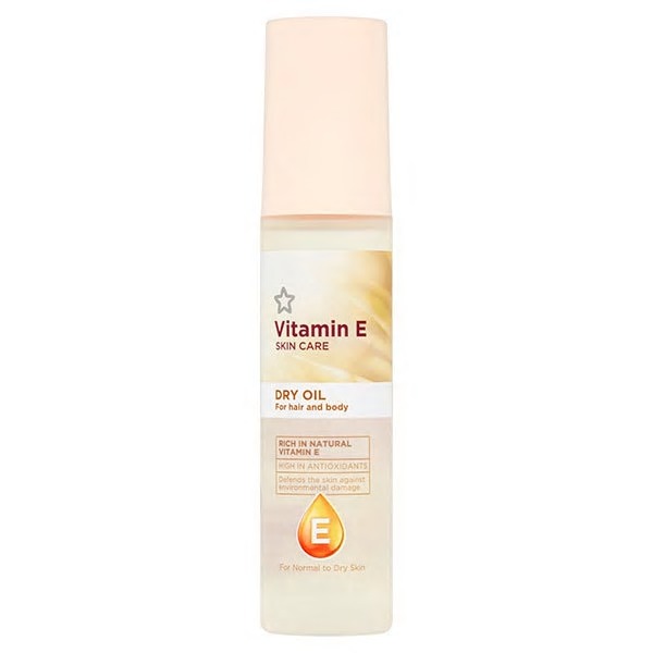 Xịt khoáng cho da khô Superdrug Vitamin E Skin Care Hydrating Mist