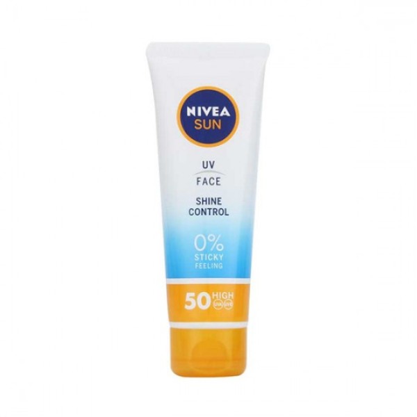 Kem chống nắng cho da treatment giá bình dân Nivea UV Face Shine Control SPF 50