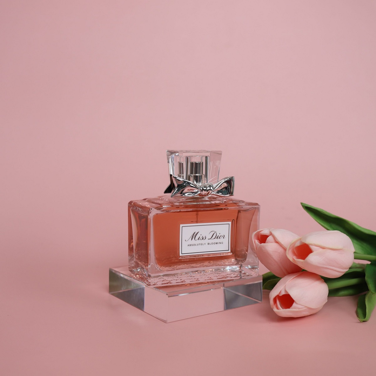 Review nước hoa Miss Absolutely Blooming